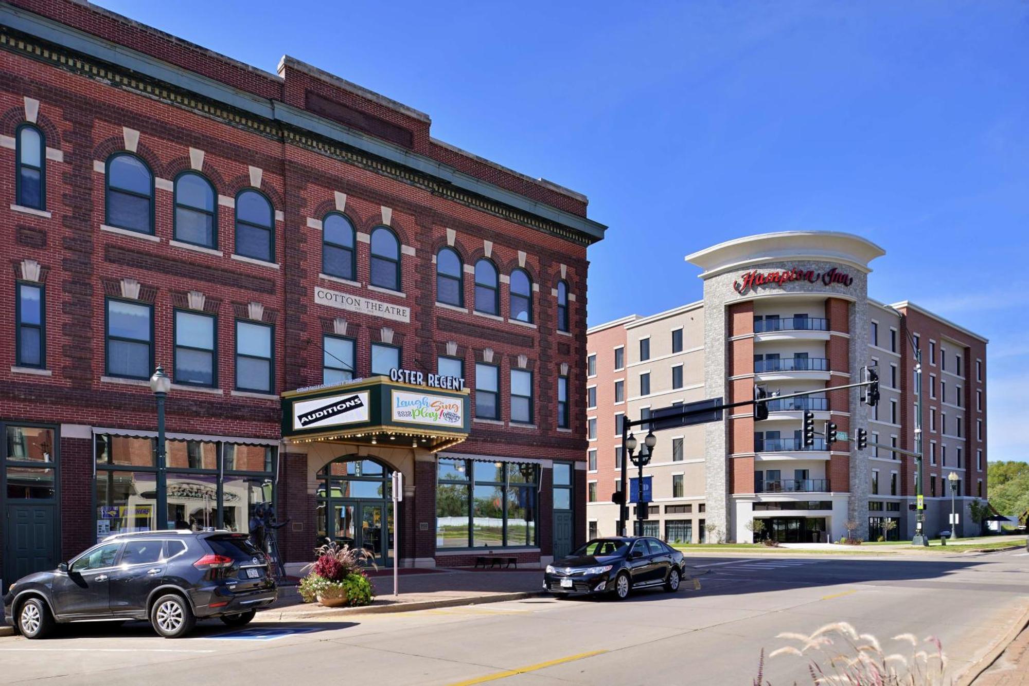 Hampton Inn Cedar Falls Downtown, Ia Exterior photo